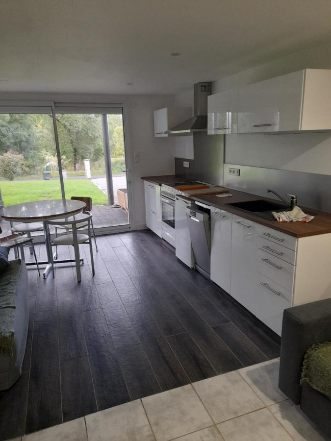A 5 Mns Du Puy De Dome Avec Vue Imprenable Studio Rez De Jardin 24M2 Neuf A Laschamps Saint-Genès-Champanelle Kültér fotó